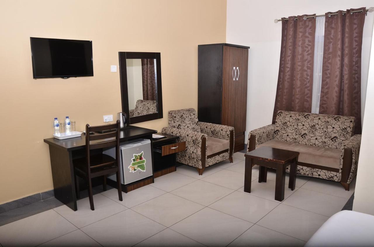 Residency Hotels Enugu Independence Layout Exterior foto
